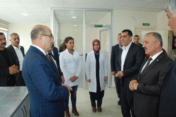 Ziraat Odasına Modern Toprak Analiz Laboratuvarı
