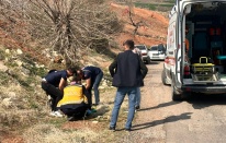 Virajı alamayan motosiklet devrildi: 1 yaralı