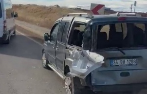 Tır ile hafif ticari araç çarpıştı: 1 yaralı