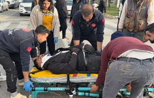 Yayaya çarpmamak için motosikleti devirdi: 1 yaralı