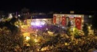 Adıyaman’da on binler meydanlara koştu