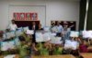 153 bin 352 öğrenci karne sevinci yaşadı