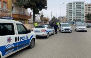 Radar cezası yememek için akıllara gelmeyen şeyi yaptı