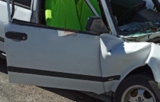 İki otomobil çarpıştı: 4 yaralı