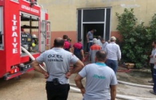 Fabrika yangını korku ve paniğe neden oldu