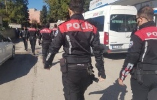 İki grup arasındaki kavgaya polis müdahale etti
