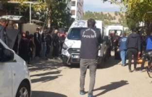 Üç çocuk annesi kadın, intihar ederek yaşamına son verdi