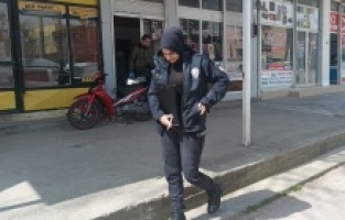 Bir iş yeri daha kurşunlandı