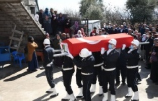 Kazada ağır yaralanan stajyer polis hayatını kaybetti