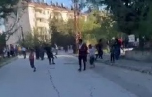 Suriyelilerin kavgasında ortalık savaş alanına döndü