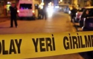 Suriyeliler mahalle muhtarına saldırdı