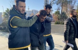 Küçük çocuğu öldüren o cani adliyeye sevk edildi