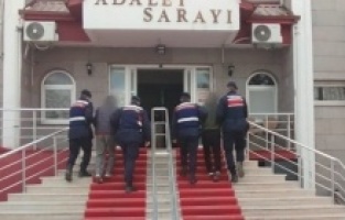 Jandarmadan kaçamadılar