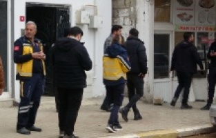 Yaşlı adam asansörde ölü bulundu