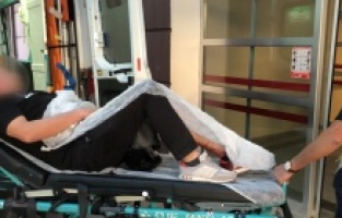 Minibüsçüler bıçakla bir birine saldırdı: 1 yaralı