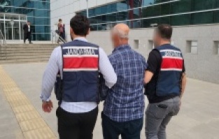 Öğrencilerle teröristleri buluşturduğu iddia edilen şahıs yakalandı