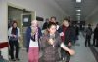 230 YURT ÖĞRENCİSİ YEDİKLERİ YEMEKTEN ZEHİRLENDİ