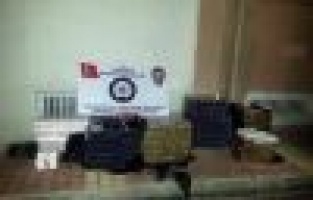 4 BİN 990 PAKET SİGARA ELE GEÇİRİLDİ