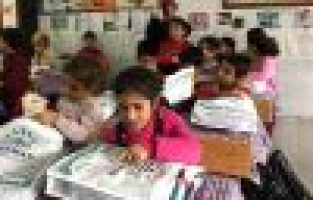 Adıyaman Belediyesinden köy okuluna hediye