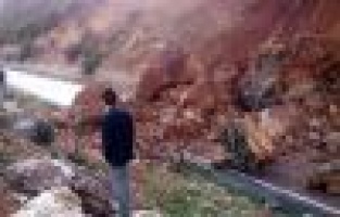 ADIYAMAN-ÇELİKHAN-MALATYA YOLUNDA HEYELAN