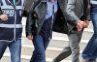 Adıyaman’da 13 polis FETÖ/PDY’den tutuklandı