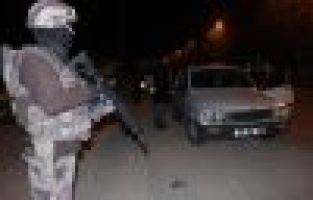 Adıyaman’da 400 polisle asayiş uygulaması 