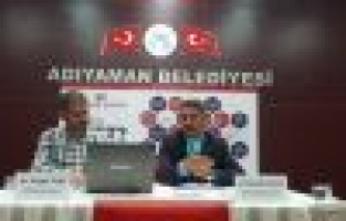 Adıyaman'da hukukçular referandumu anlattı