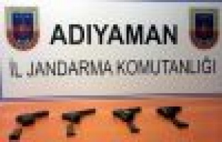Adıyaman'da Tabanca Ele Geçirildi