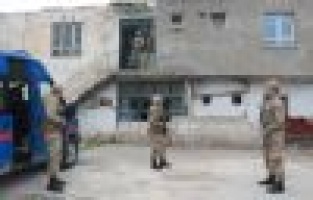 Silah ve tarihi eserler jandarma tarafından ele geçirildi