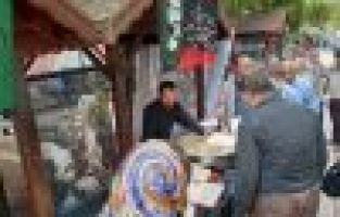 Adıyaman'da vatandaşlara lokma dağıtıldı