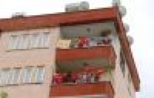 Adıyamanlı çocuklar 23 Nisan’ı evlerinde kutladı