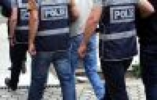 Aranması olan 15 kişi yakalandı