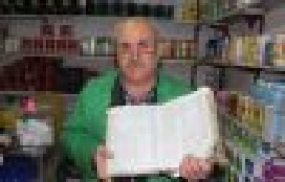 Bakkalın 30 yıllık veresiye defter