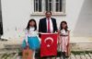 Başkan Kılıç, çocuklara hediye verdi