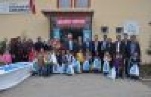 BEŞİR DERNEĞİ KAHTA'DA ÇOCUKLARI SEVİNDİRDİ