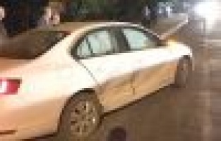 Besni'de iki otomobilin çarpışmasında 1 kişi yaralandı