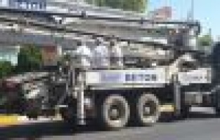 Beton mikserinde tehlikeli yolculuk