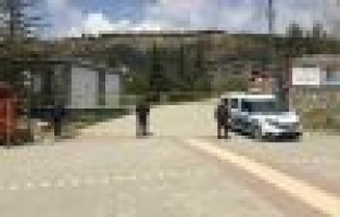 Bir mahalle karantinaya alındı