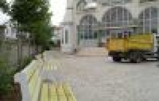 Camide bulunan banklar yenileniyor