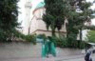 Camii’de Akıl Almaz Olay