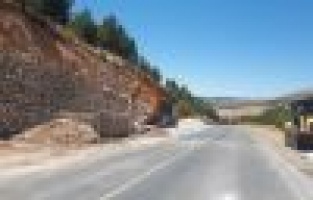 Çelikhan yolunda genişletme çalışmaları başladı