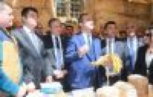 CHP Genel Başkan Yardımcısı Tezcan tütüncüler görüştü