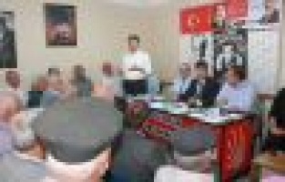 CHP milletvekilleri parti üyeleriyle bir araya geldi