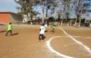  Çocuklar için futbol turnuvası düzenlendi