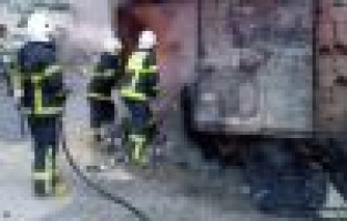 Depo ve odunlukta yangın