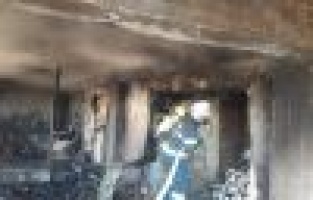 Depo yangını paniğe neden oldu