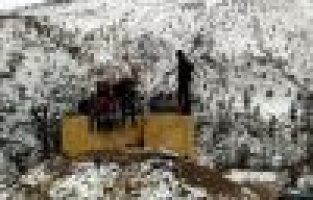 Dondurucu havada canlı derse katılmaya çalışıyorlar