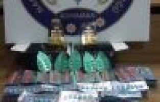 Durdurulan şüpheli araçtan uyuşturucu hap çıktı