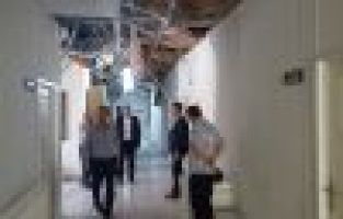 Eğitim Bir-Sen heyeti depremzedelerle bir araya geldi