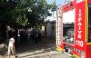 Ekmek yaparken ahır yandı